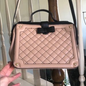 Nude side purse